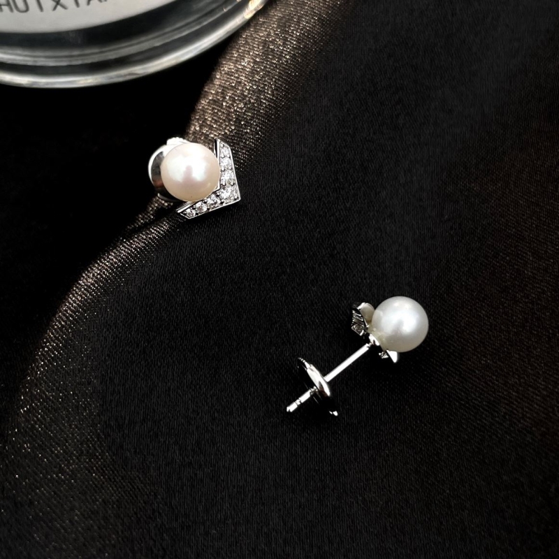 CHAUMET
